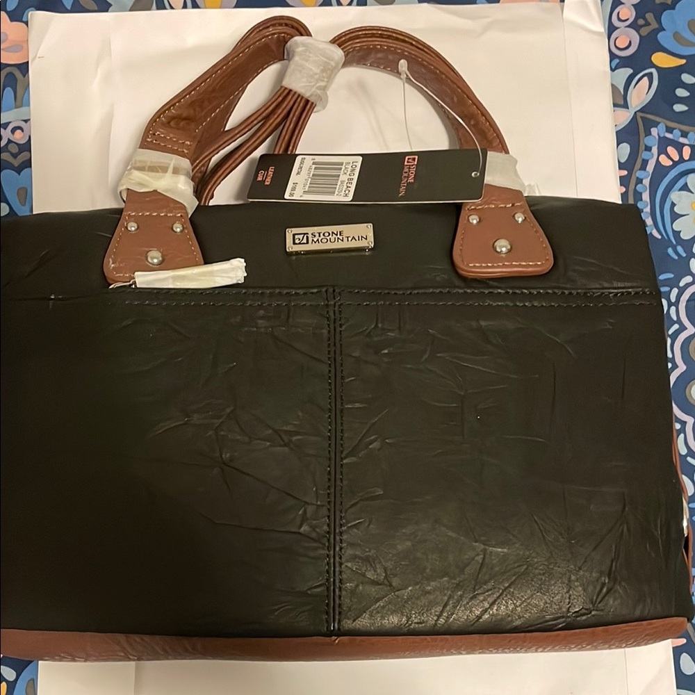 Stone Mountain Accessories Black and Brown Shoulder Bag